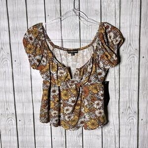 Almost famous floral top size large
